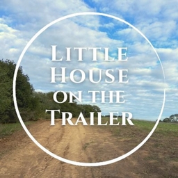 The Little House on the Trailer Logo